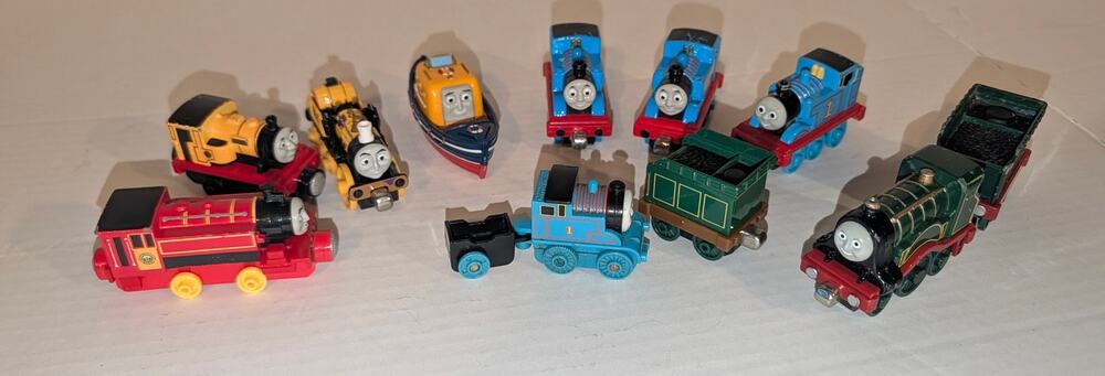 Mixed Lot Thomas & Friends Trains Take Along Engines Magnetic Wind Up Tender